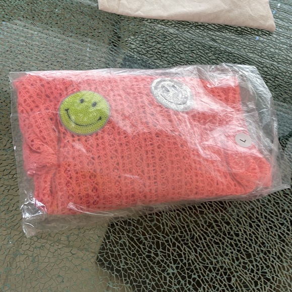 Judith March Neon Pink Crochet Top - Picture 14 of 14